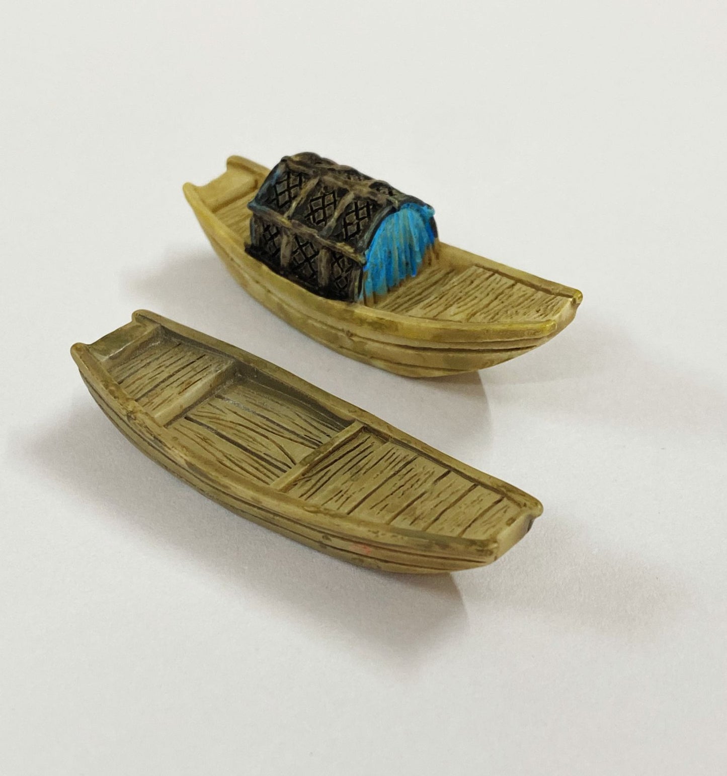 Boat – Miniature -2 pieces M-584