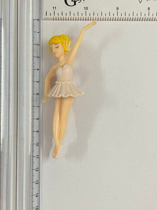 Dancing Girl Miniature- 1 piece , Design – 593