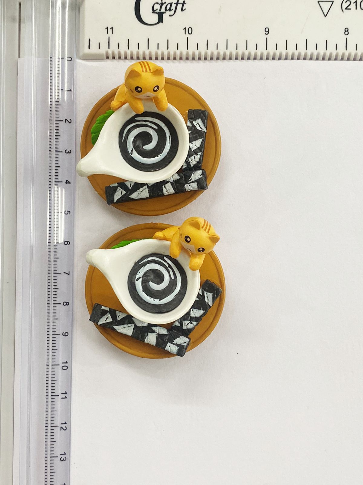 Cat And Cup Miniature Design – 648