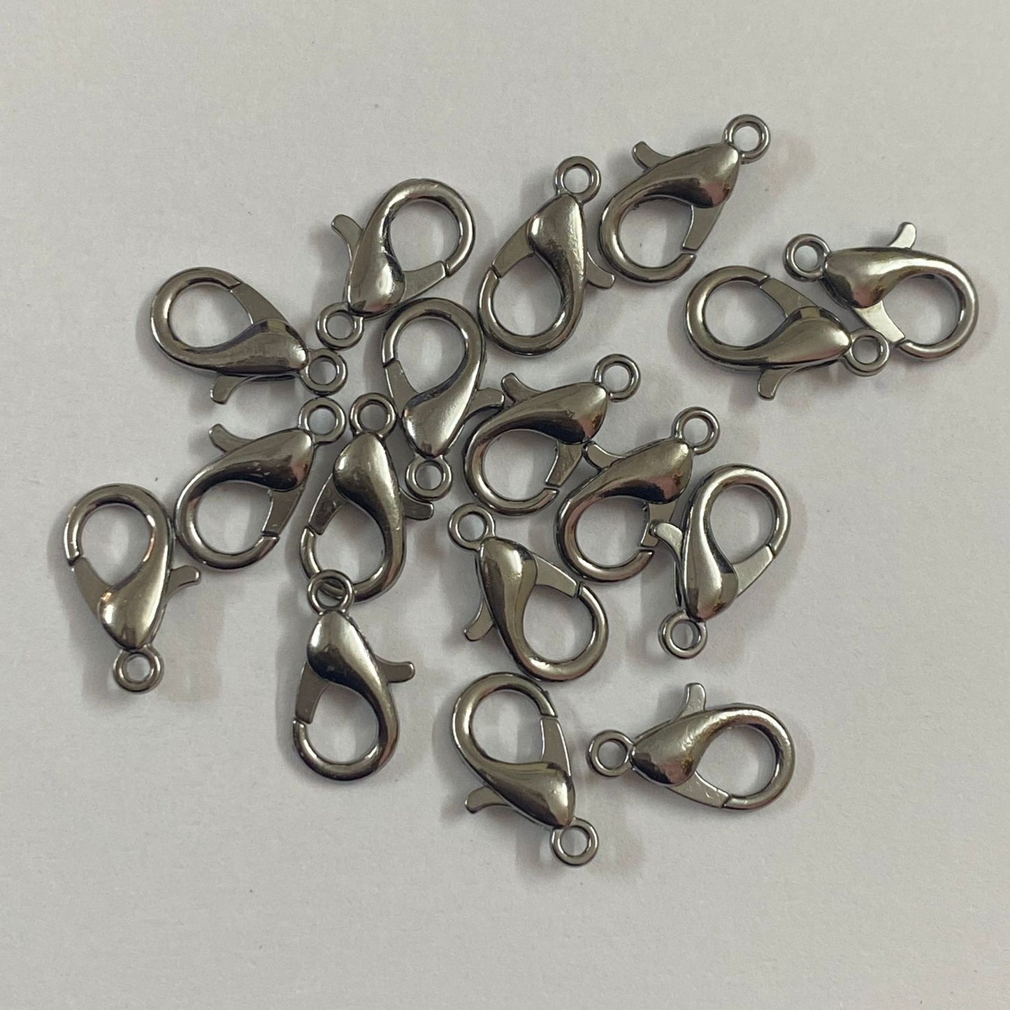 Hooks ( 25 Pieces ) per pack – Gun Metal- 16 mm