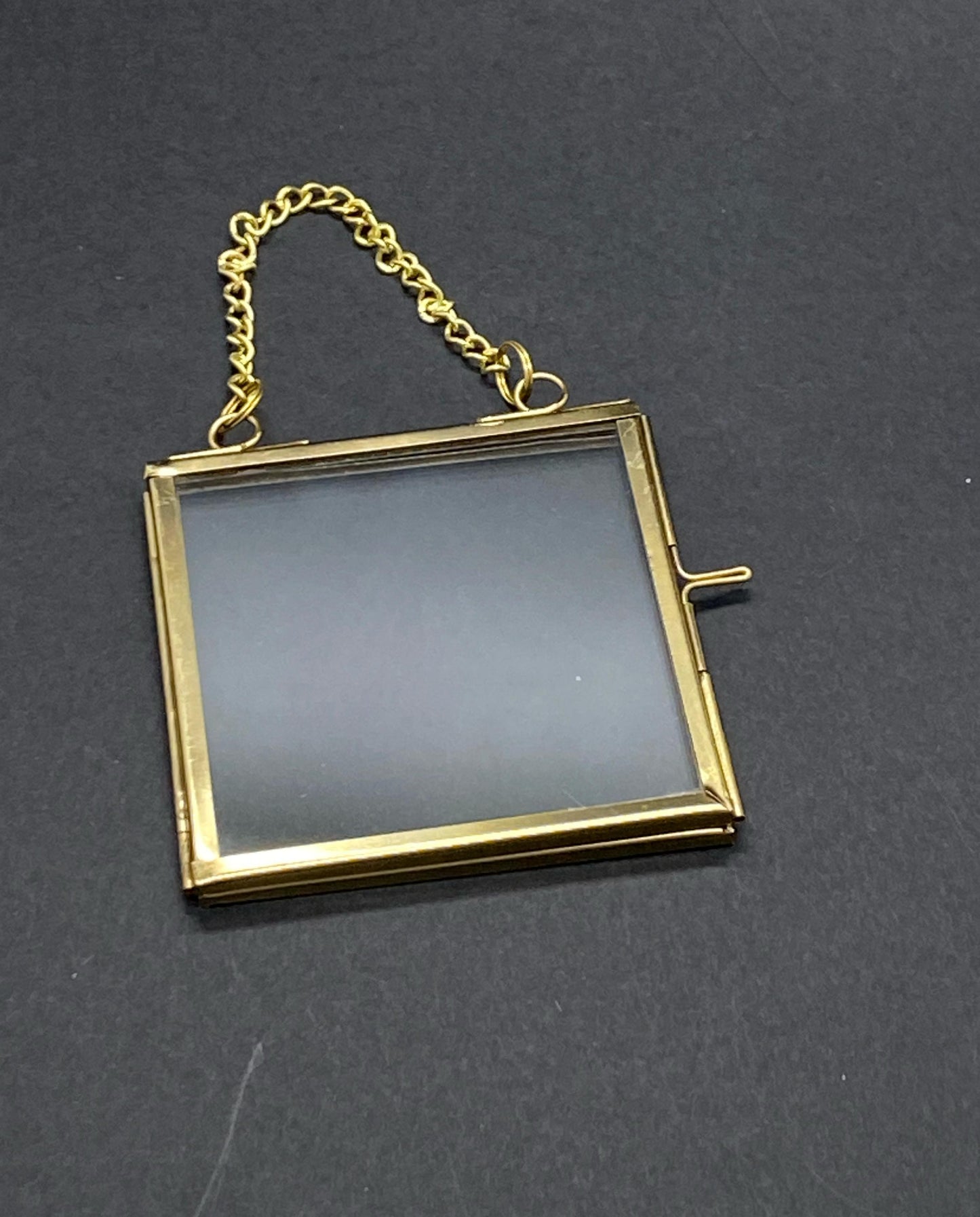 Vintage Glass Frame – 3 x 3 inch