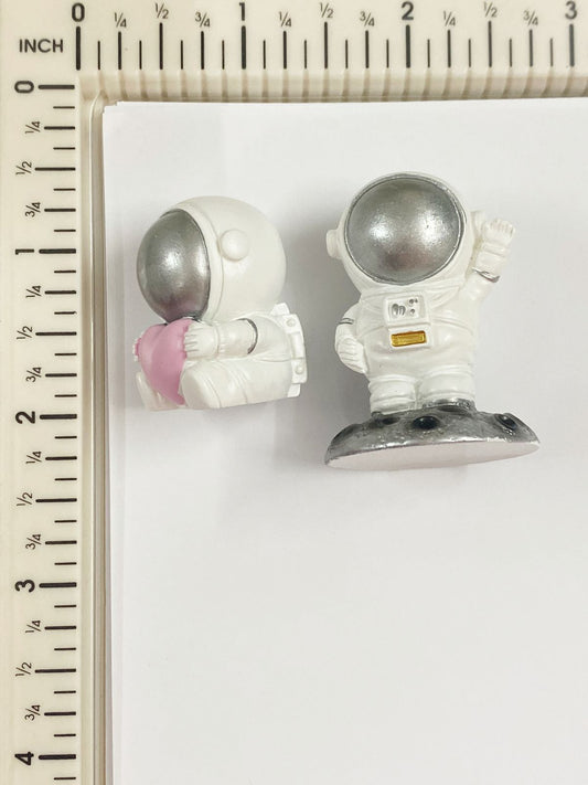 Astronaut miniature 2 pieces M-259