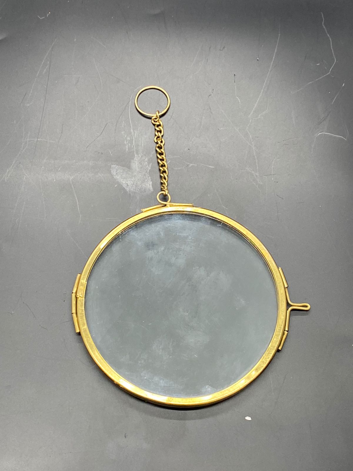 Vintage Glass Frame – 4 inch -Circle