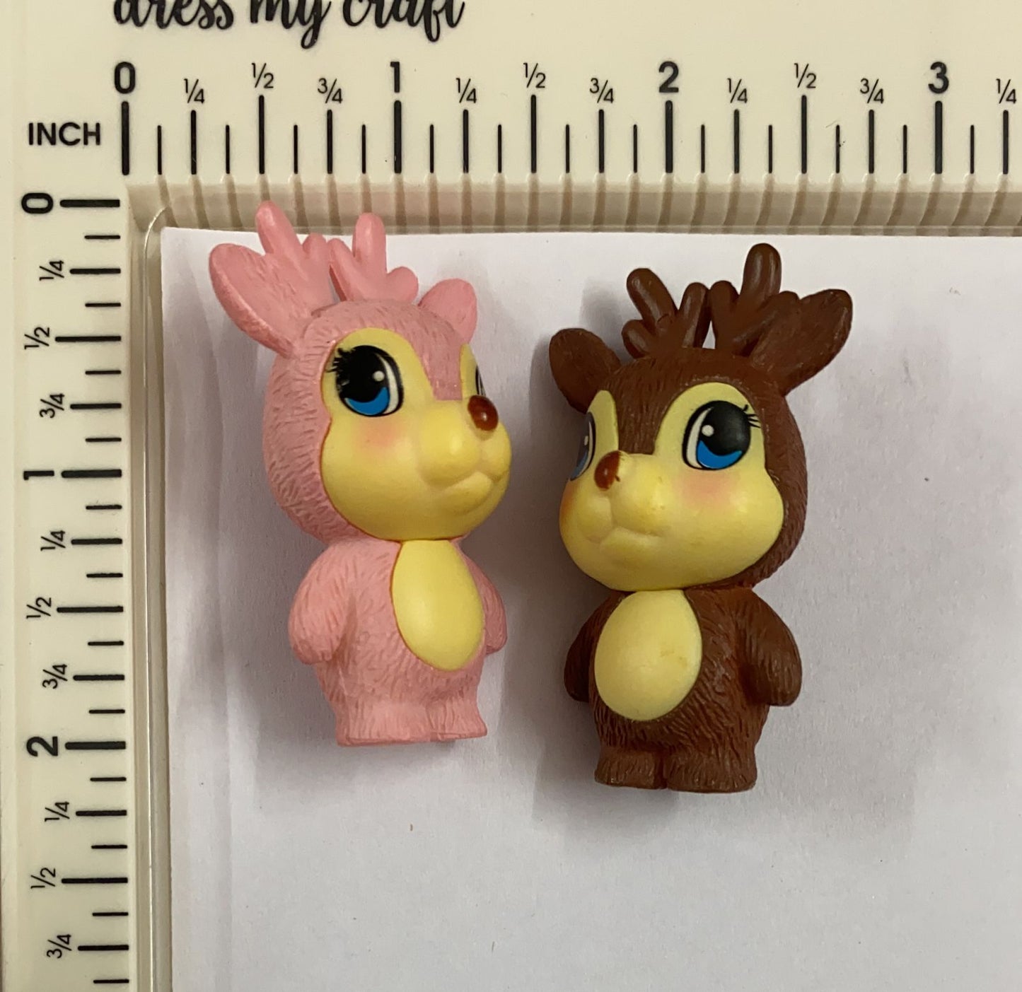 Squirrels Miniature- 2 pieces per set, design 332