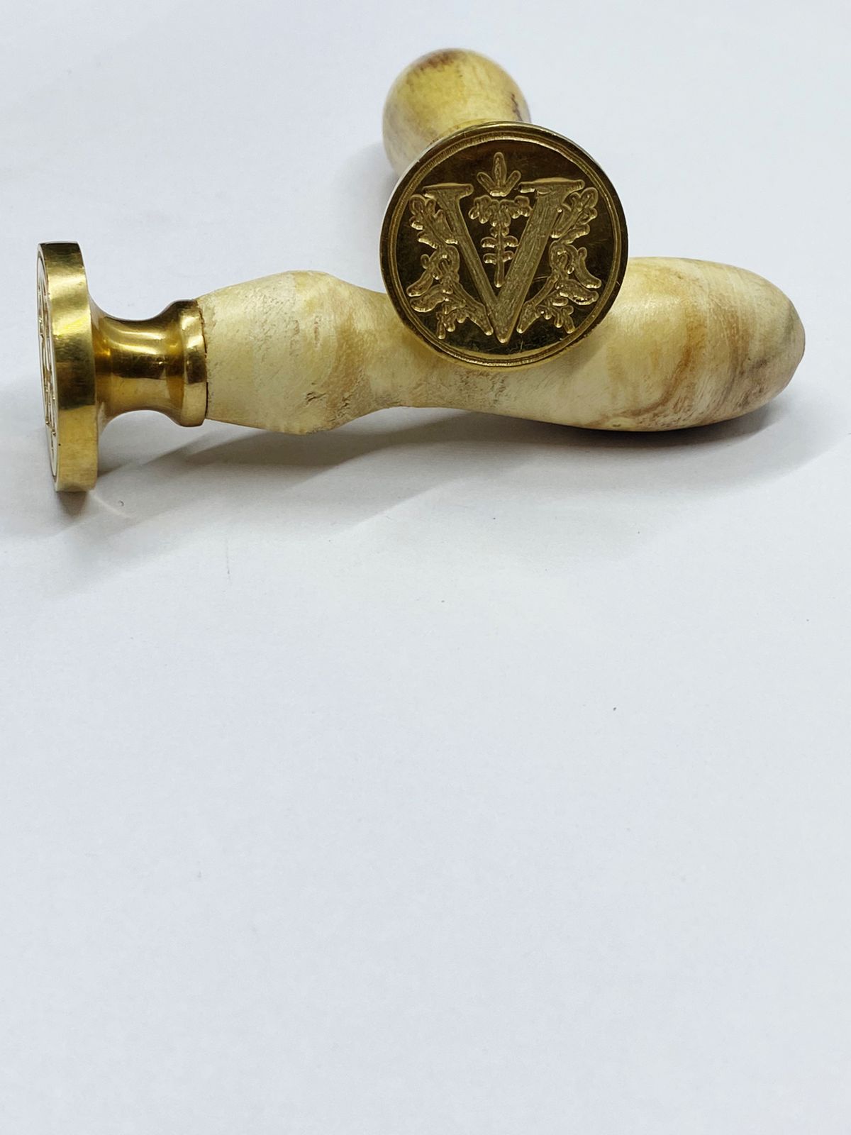 Wax Seal Stamp Alphabet – V – Design no. -126