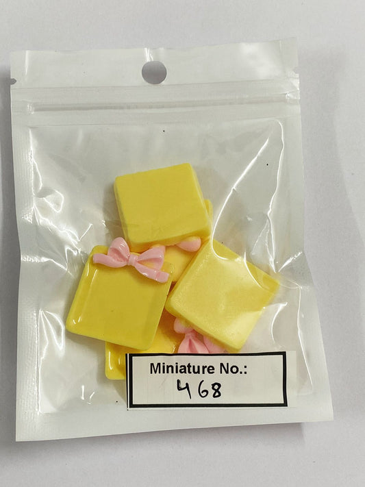 Plates Miniature, 5 pieces, Design 468 , Yellow