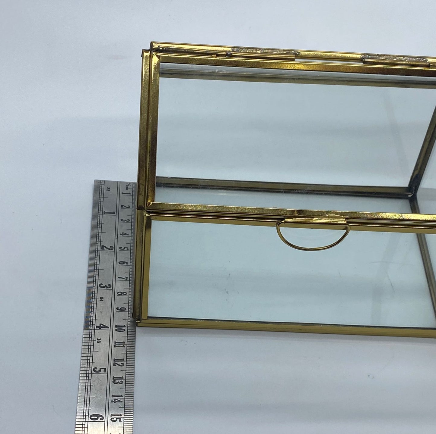 Vintage Glass Box -HUT – 6 x 4 inch