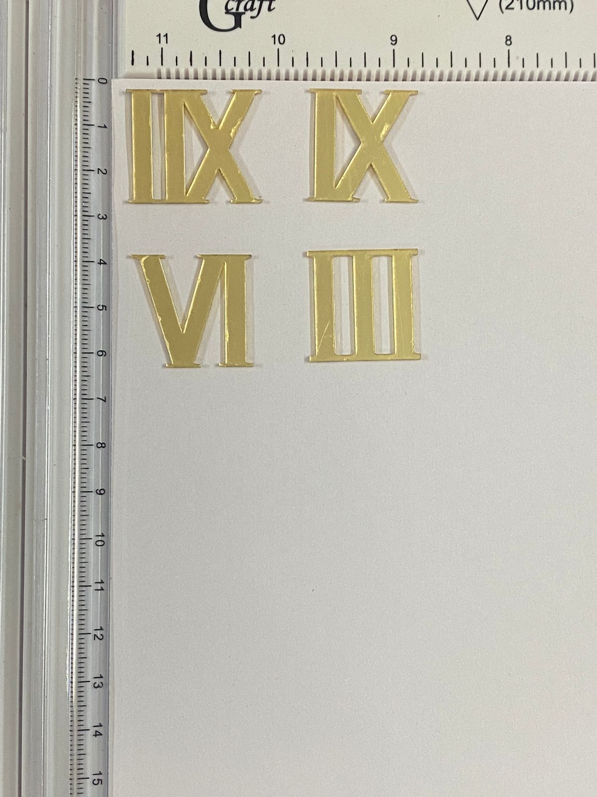 Acrylic Roman numbers – Gold