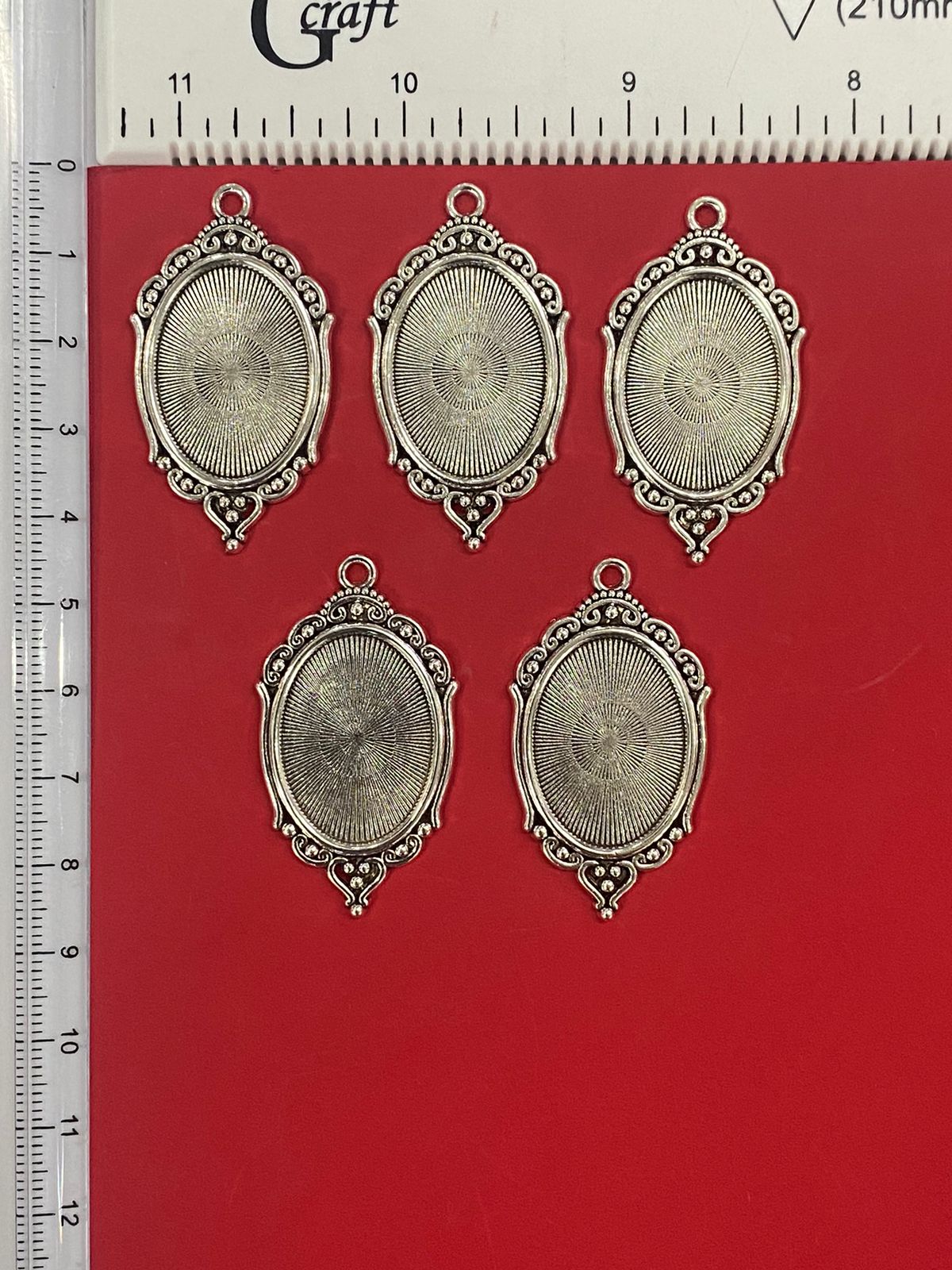 Metal Charm – 5 pieces, Design – 10
