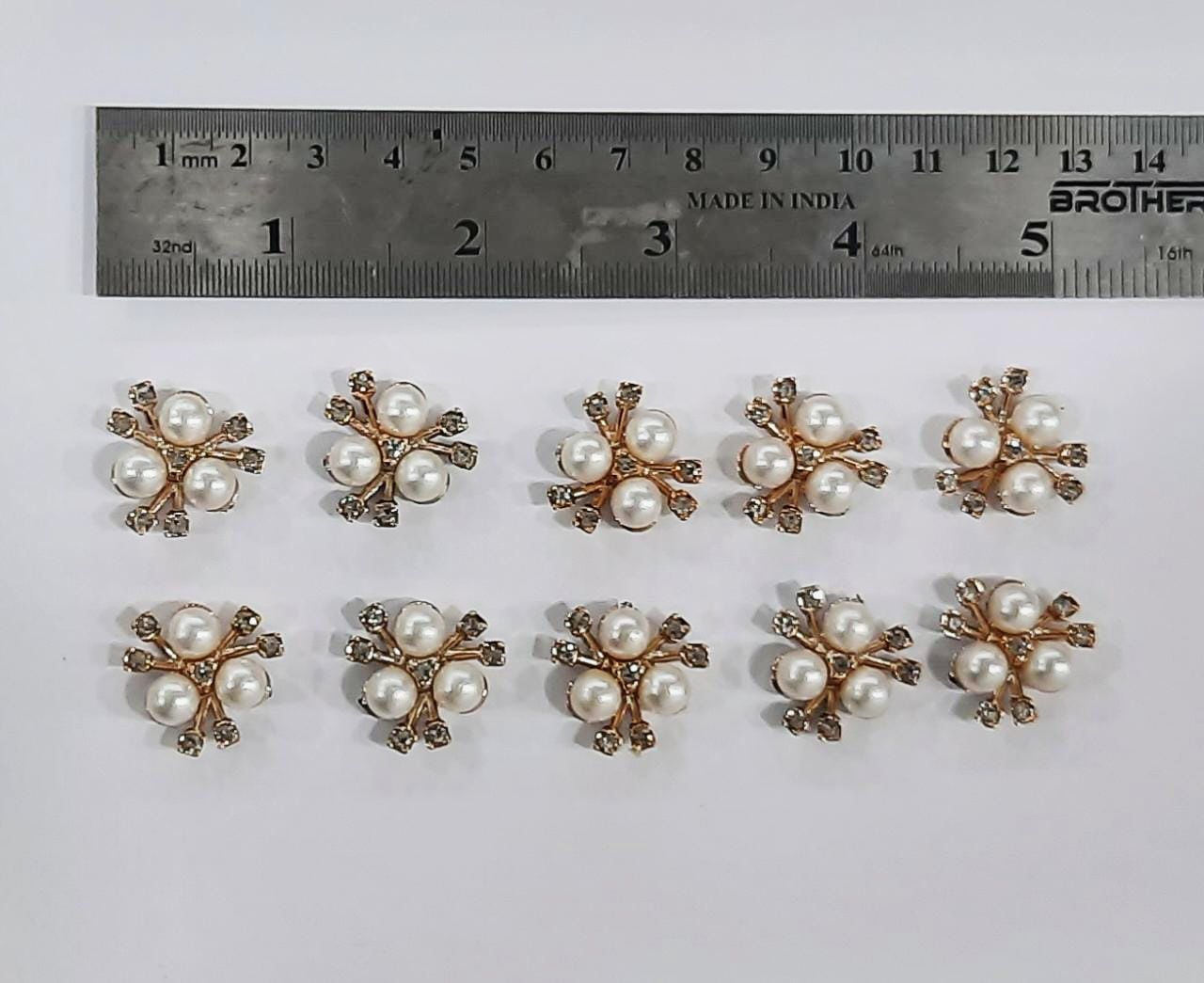 Pearl Stone / Button