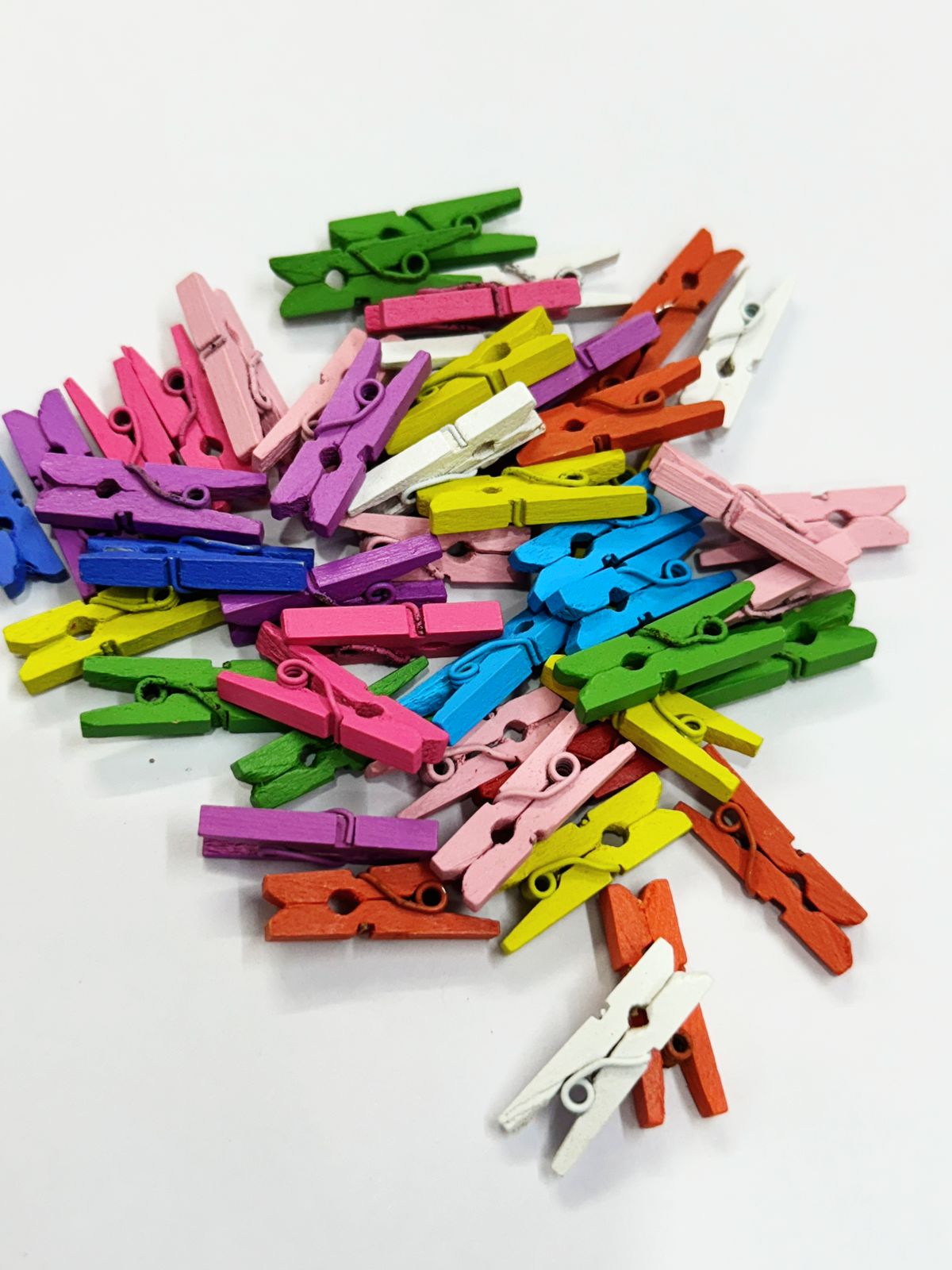 Wooden Clips – 2.5 Cm- 50 Pieces Multicolor