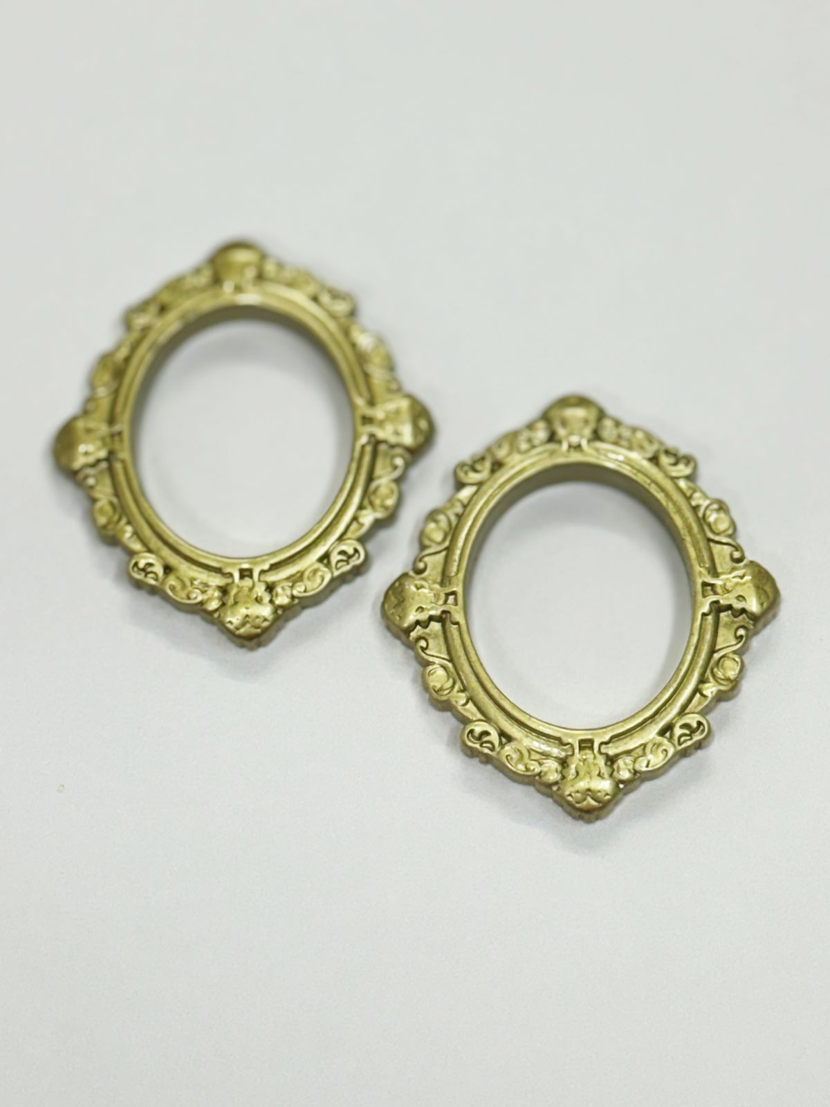Frame - 5 pieces , Design -1