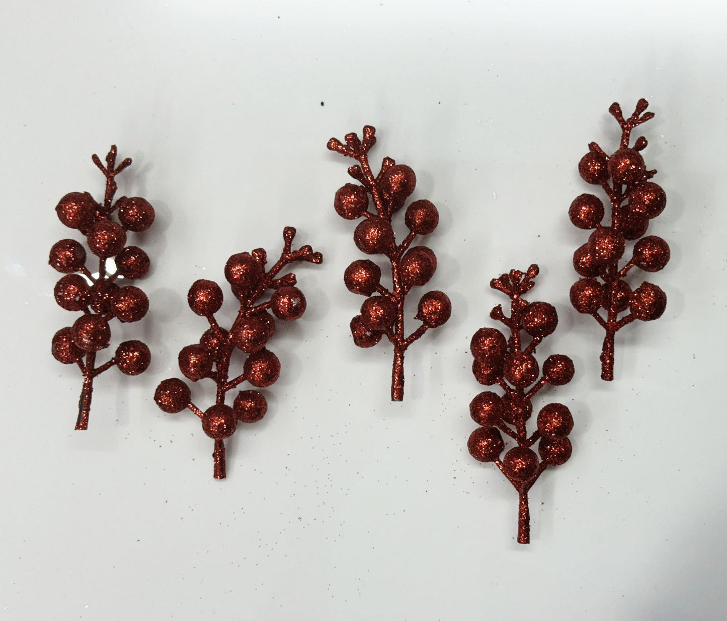 Artificial Grass - Red - 50gm, Design -4