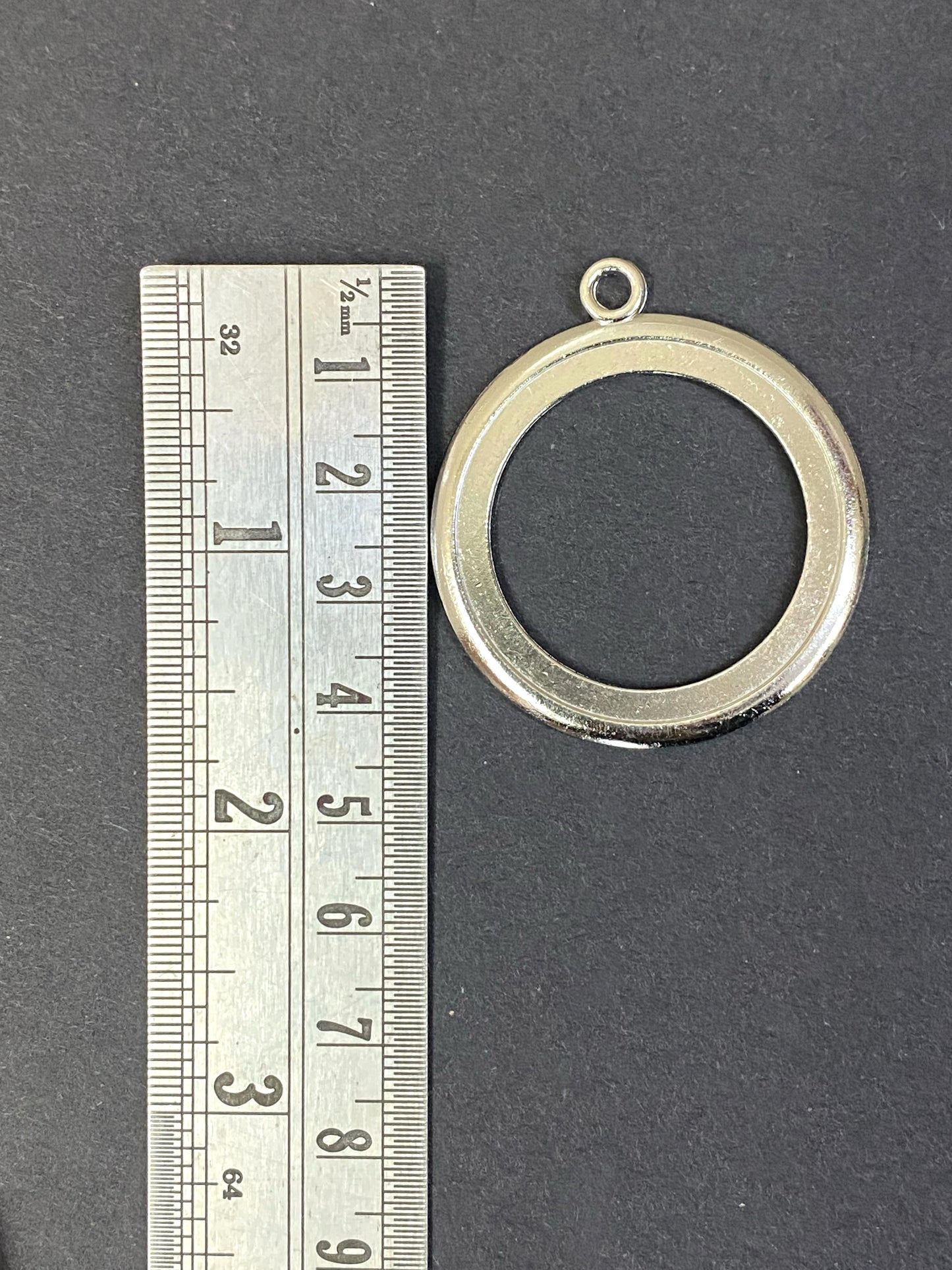 Vintage Pendent Base - 6 pieces Design - 17