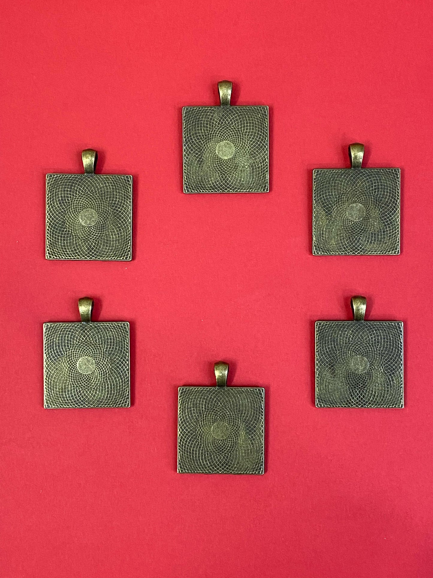 Vintage Pendent Base - 6 pieces Design - 18