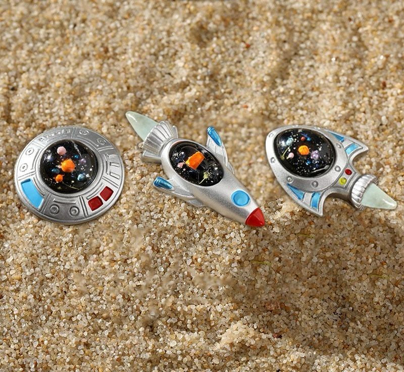 Spaceship /Rocket / UFO miniature 3 pieces D - 791