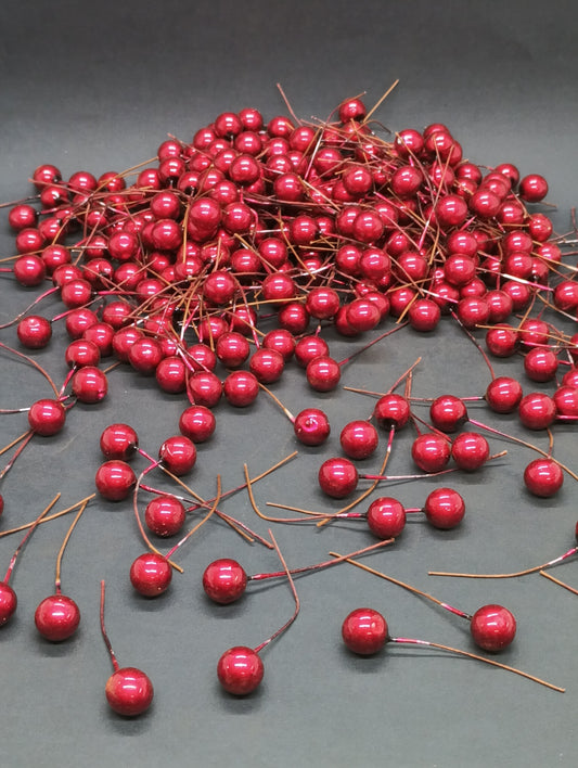 Faux Ball / Cherry , Design - 4