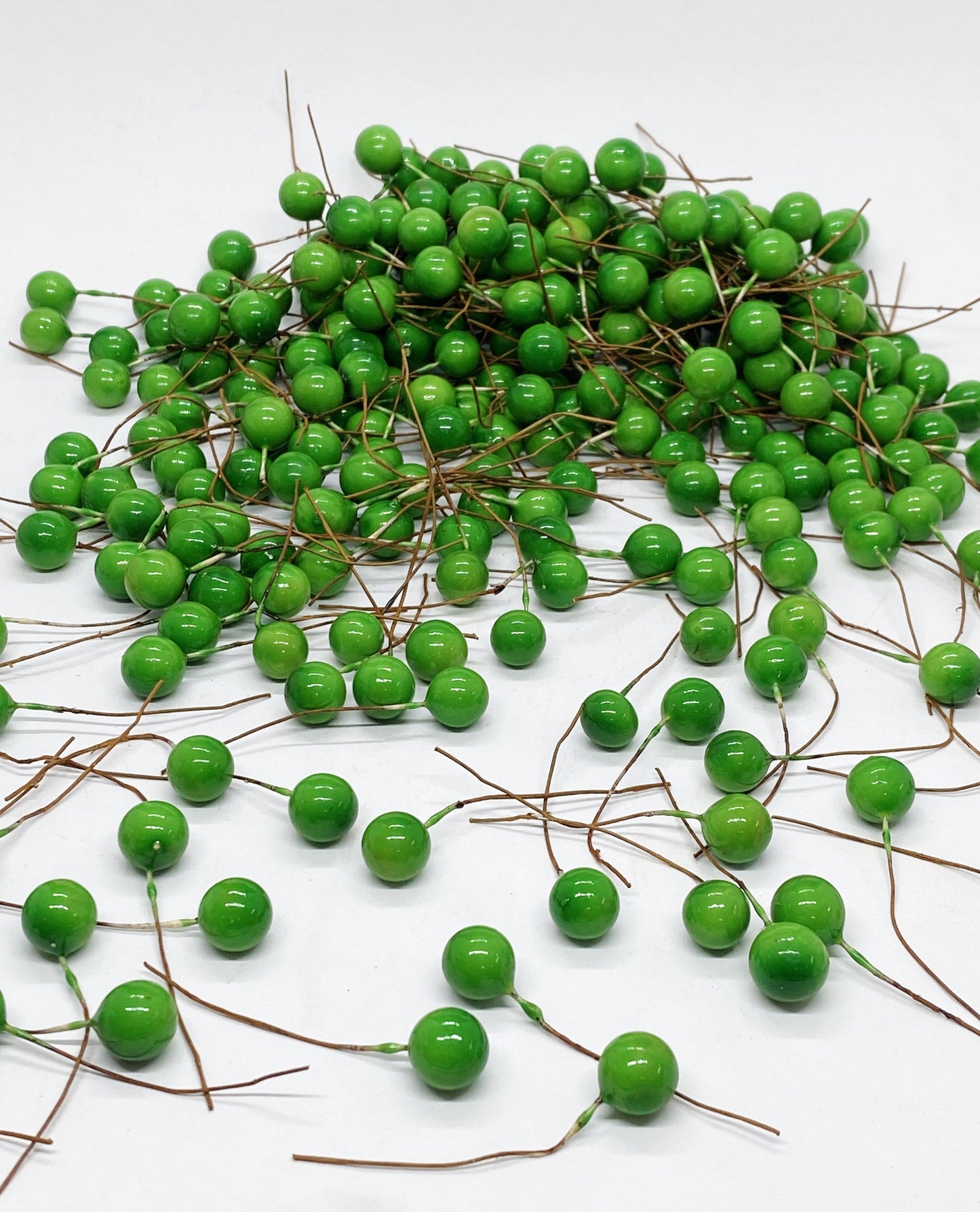 Faux Ball / Cherry , Design - 5