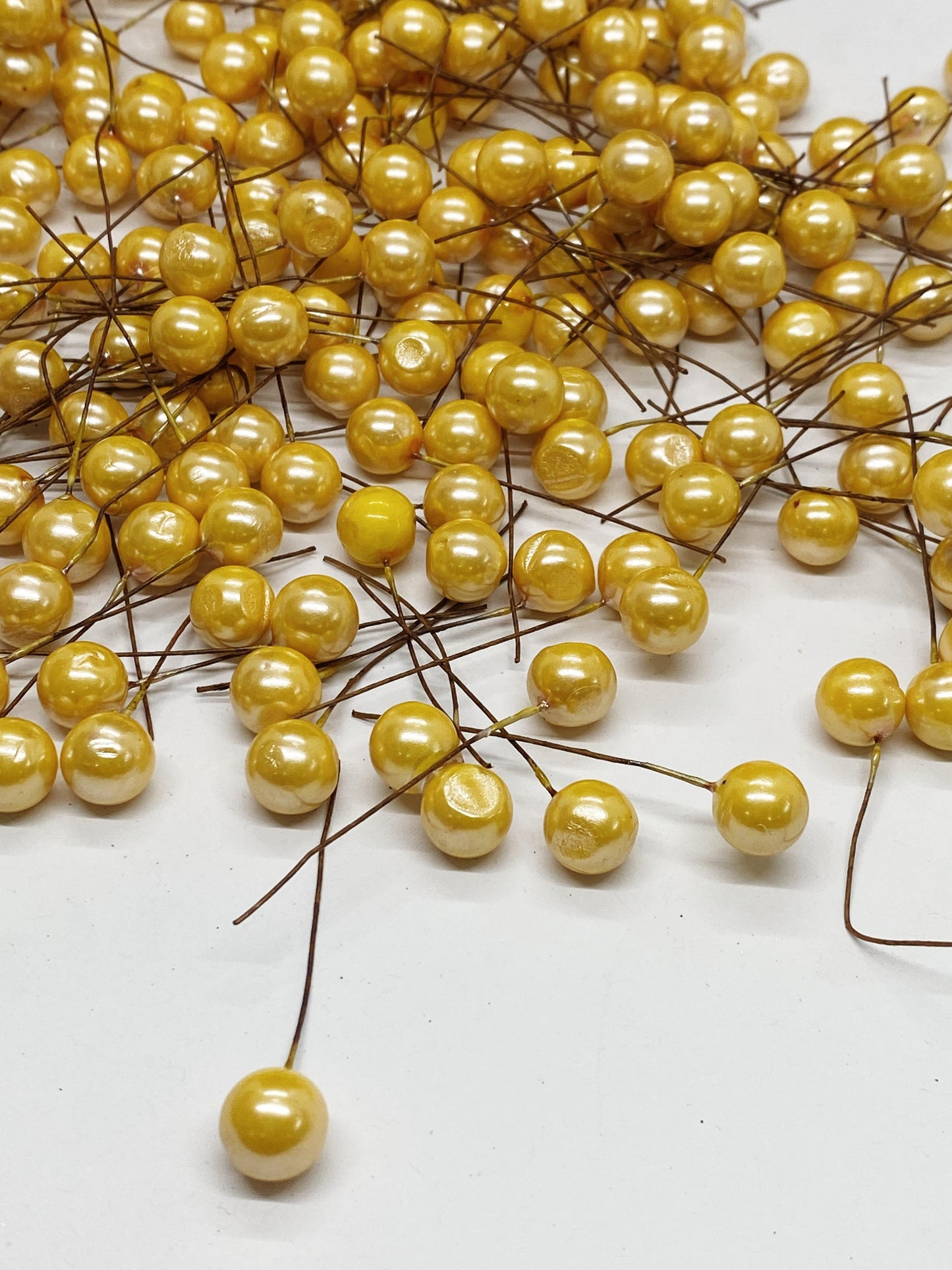 Faux Ball / Cherry , Design - 7