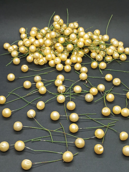 Faux Ball / Cherry , Design - 11