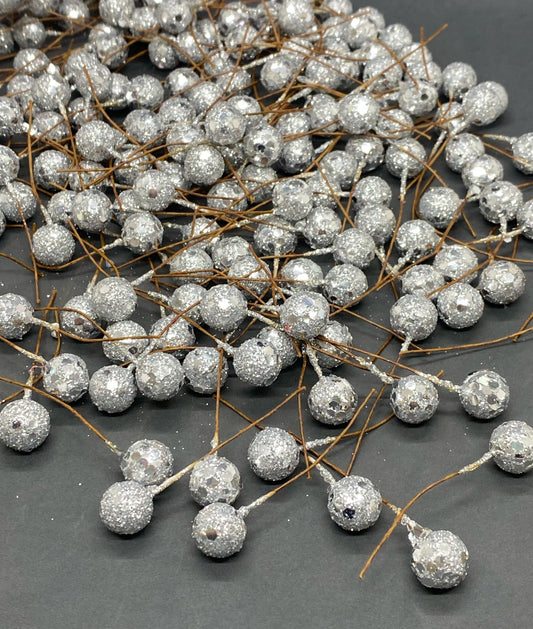 Faux Ball / Cherry , Design - 12