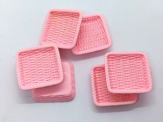 Plates Miniature, 4 pieces, Design- 822