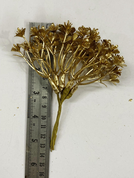 Gold Leaves / Leaf , Design - 34