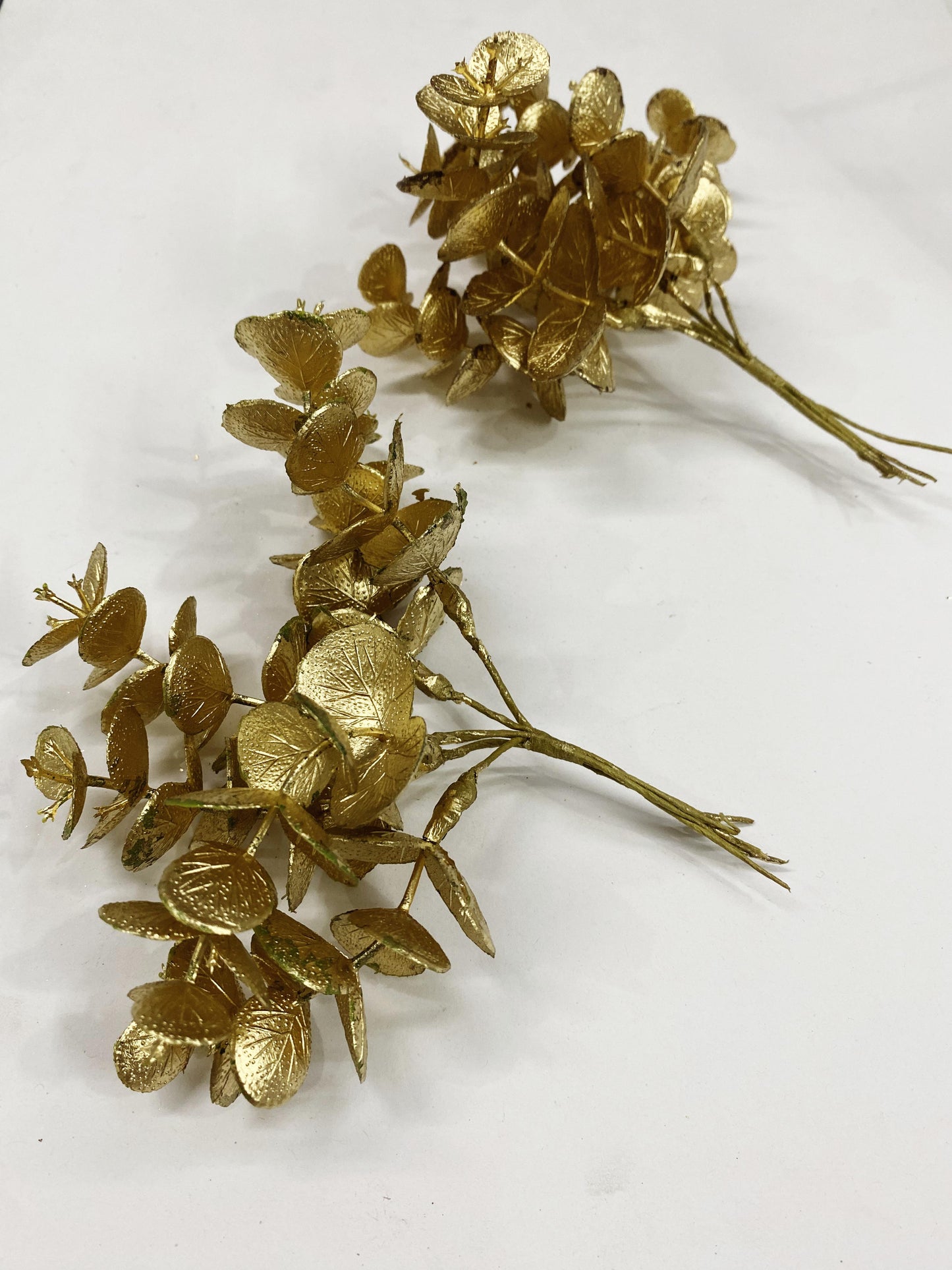 Gold Leaves / Leaf , Design - 37