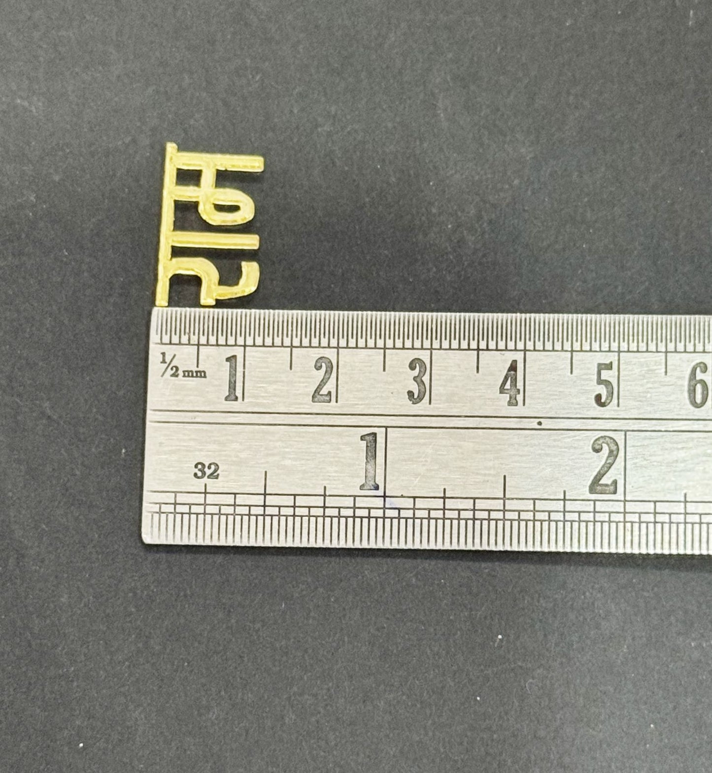 Acrylic cutout RAM - 100 pieces