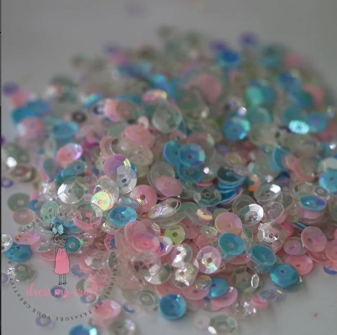 Hug Me Sequins - 25 gm