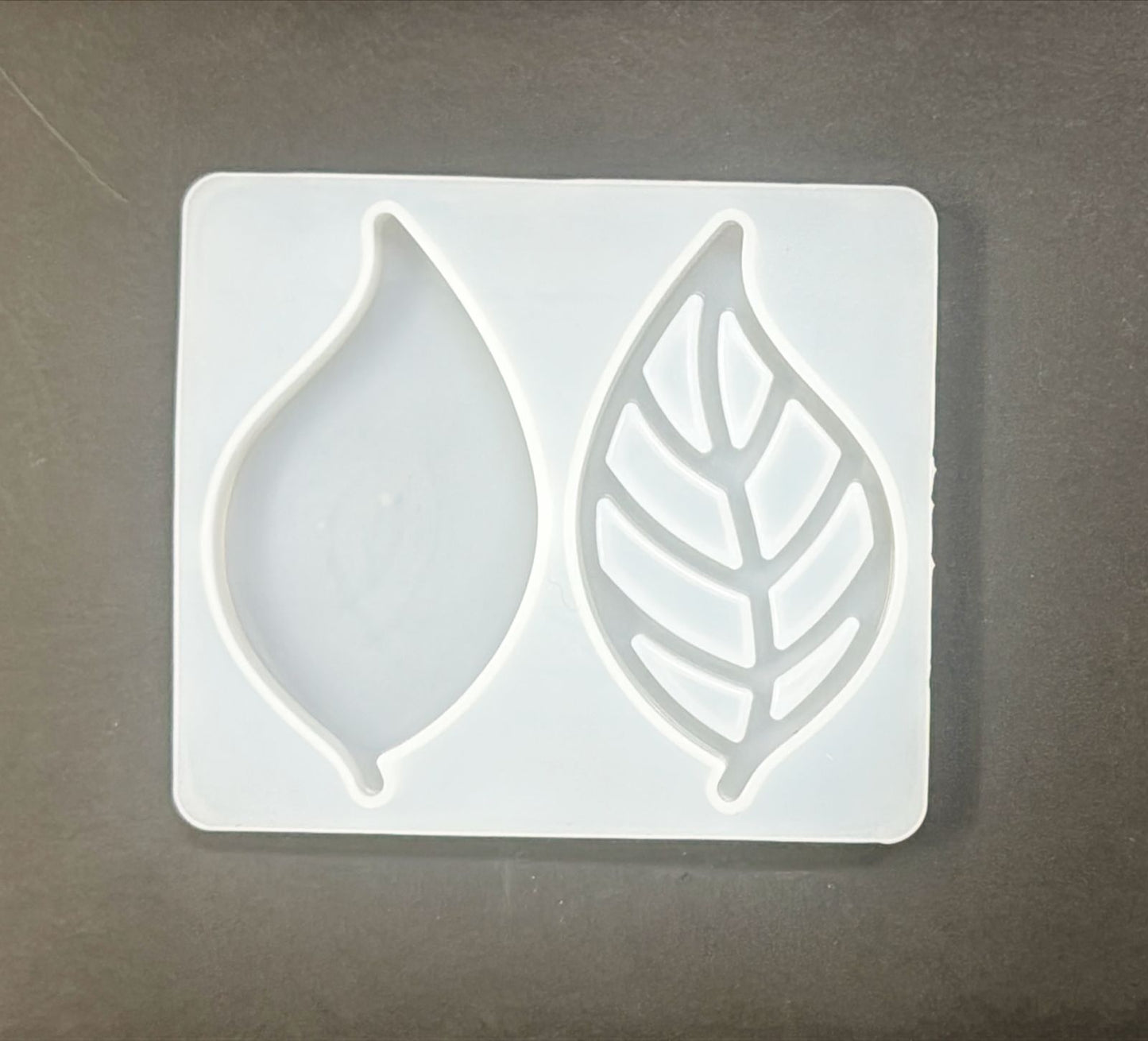 Leaf Mould- Design – 523
