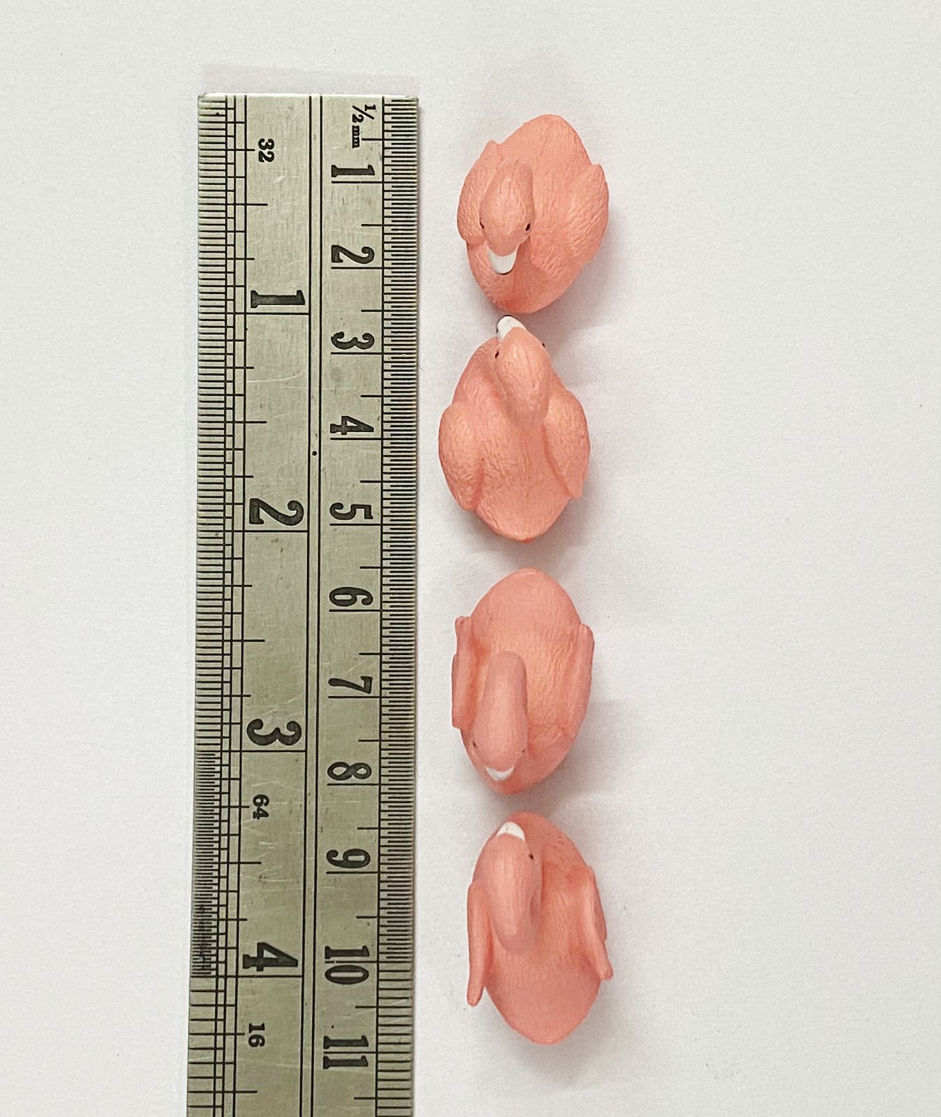 Swan Miniature – 4 pieces -D-564