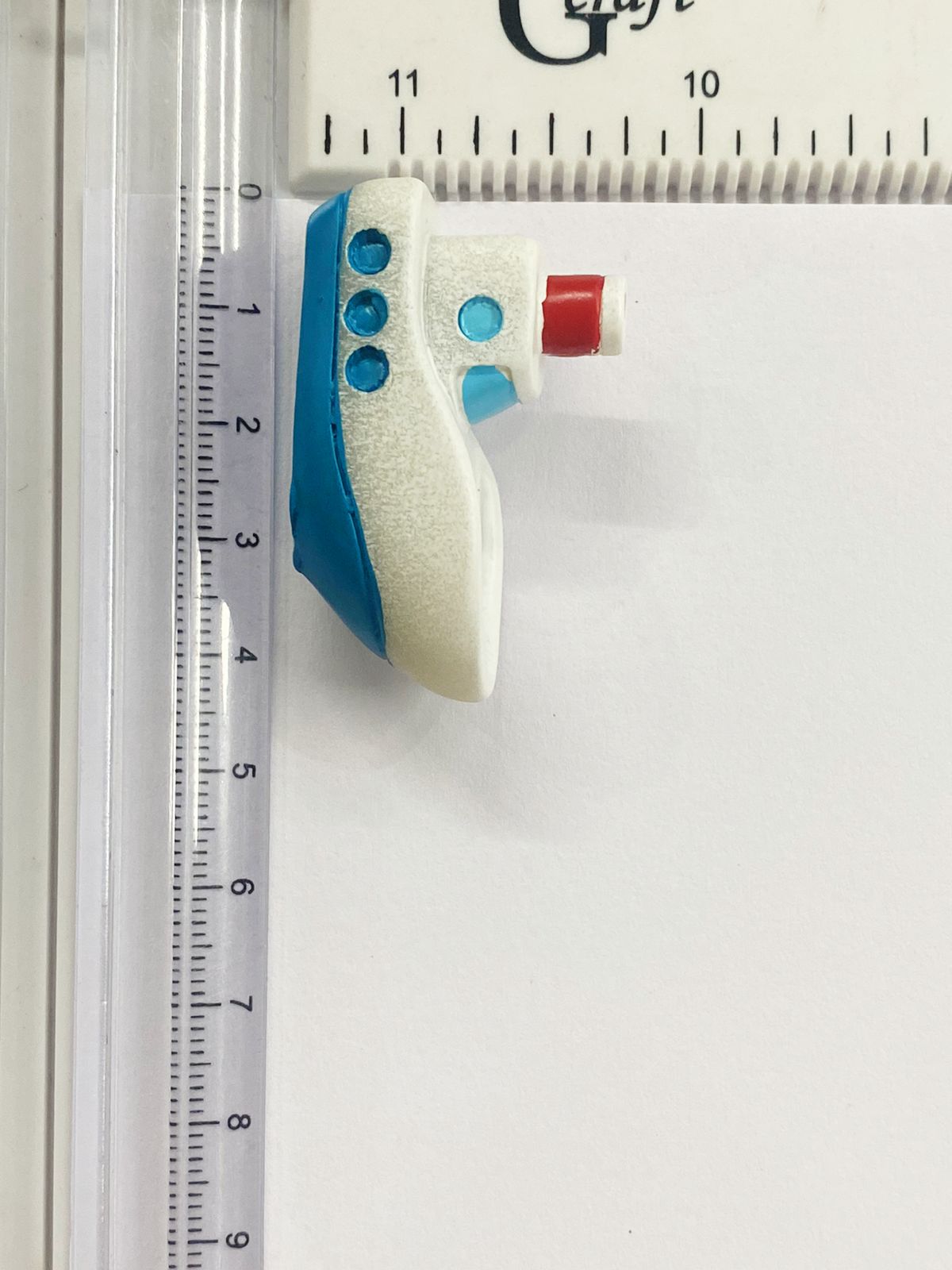 Boat – Miniature -1 piece M-668