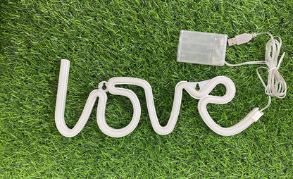 Neon Light – Love