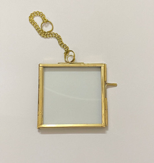 Vintage Glass Frame – 3 x 3 inch