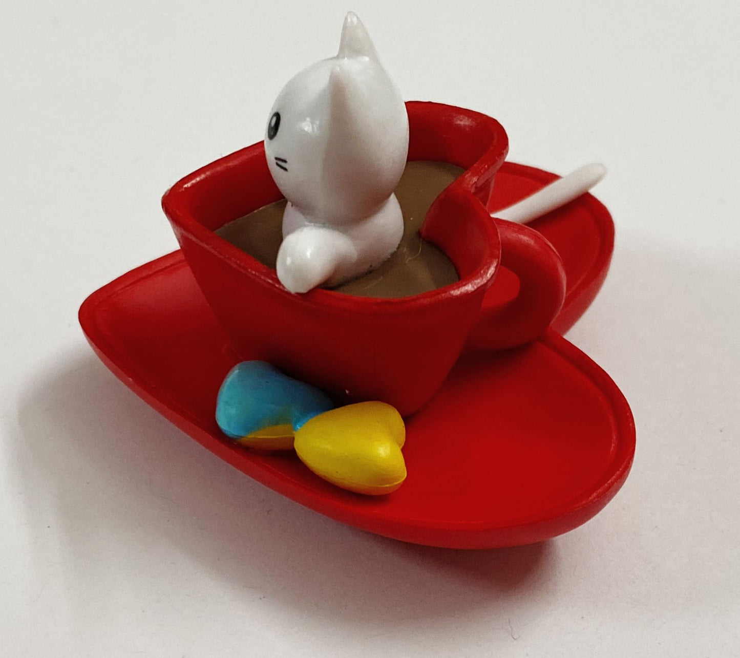 Miniature – design 231 Cat in Coffee Cup- 1 piece