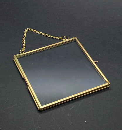 Vintage Glass Frame – 5 x 5 inch