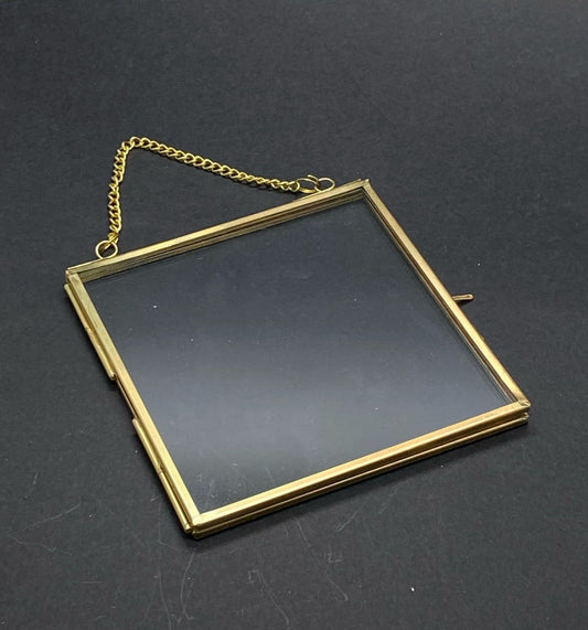 Vintage Glass Frame – 5 x 5 inch