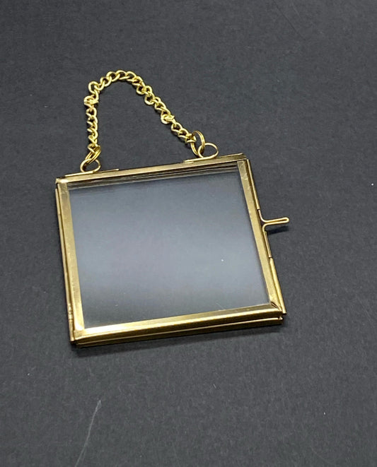Vintage Glass Frame – 3 x 3 inch