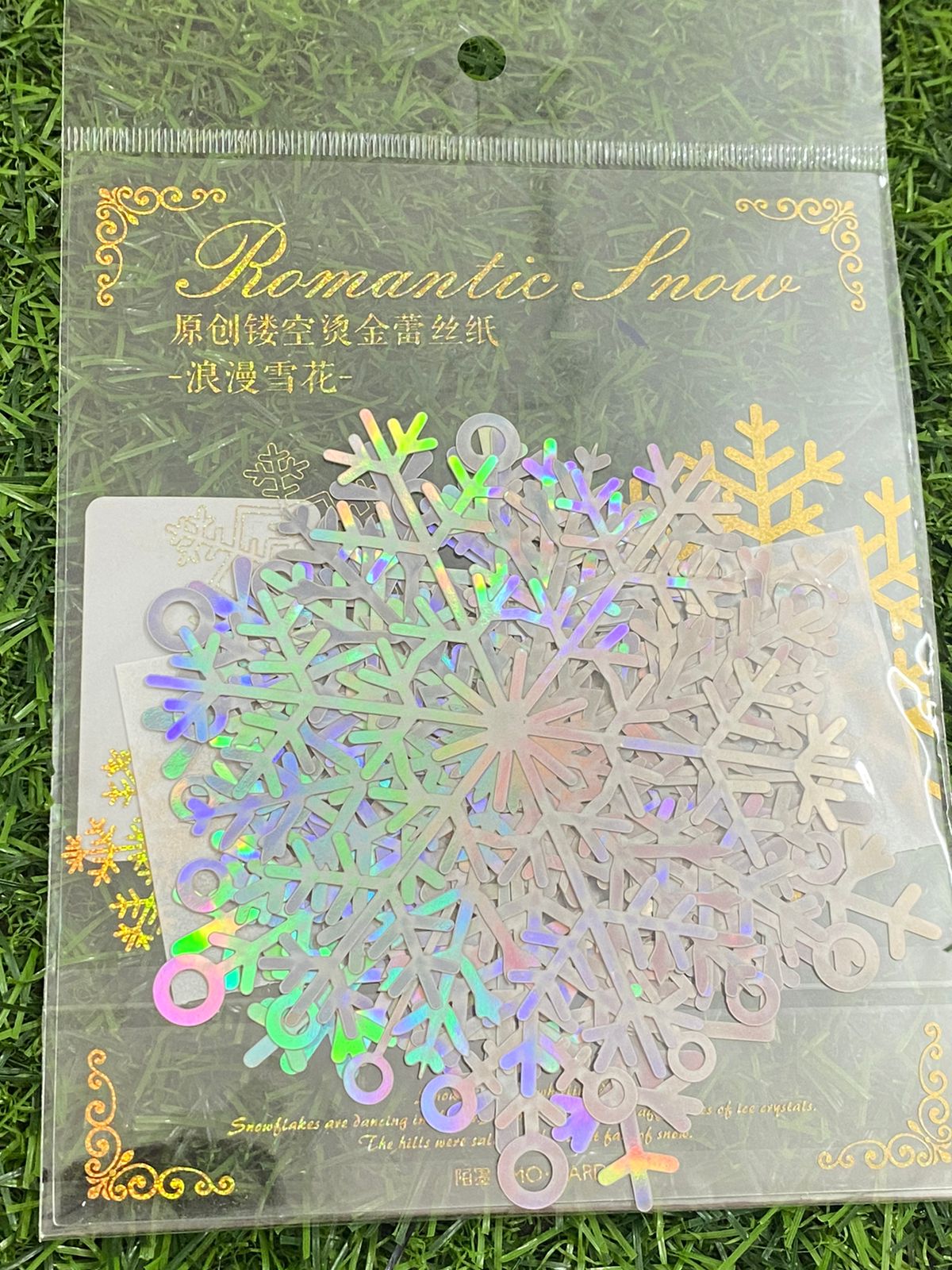 Shiny Golden Cutout –  Romantic Snow ,CPJ-92