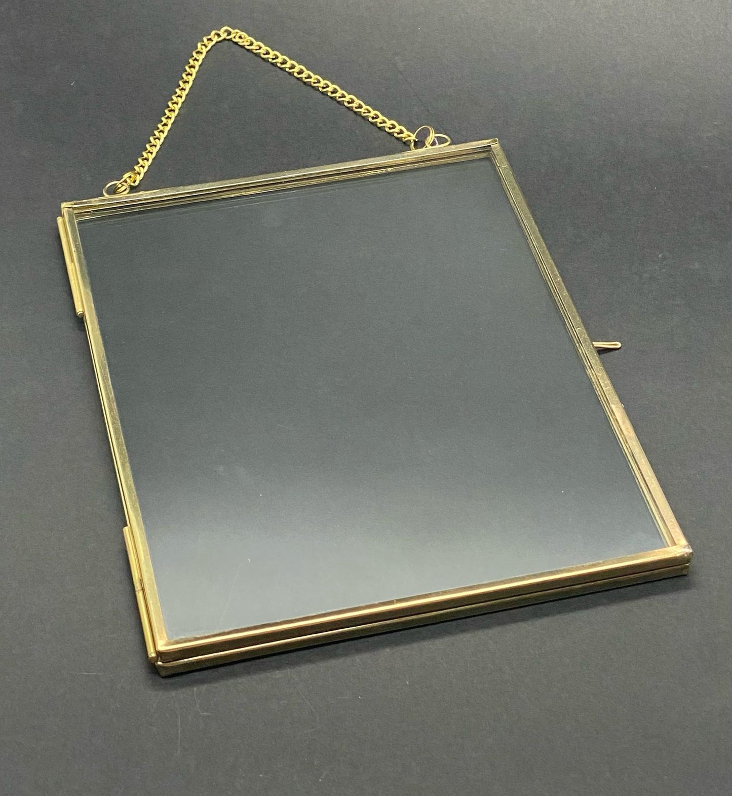 Vintage Glass Frame – 8 x 6 inch
