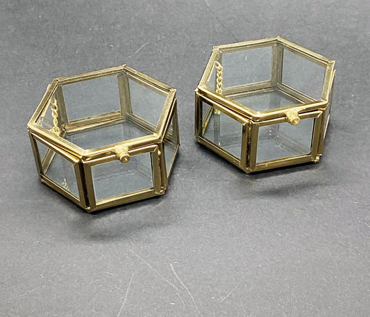 Vintage Glass Box Set for Ring – 1 pieces