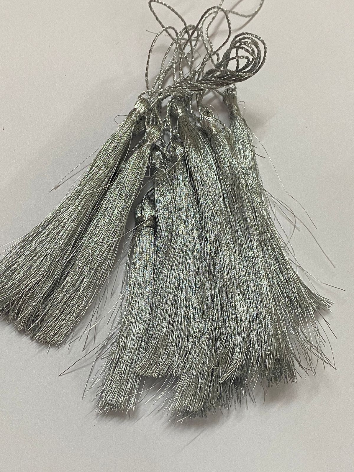 Thread Tassels – 10 Pieces – Silver