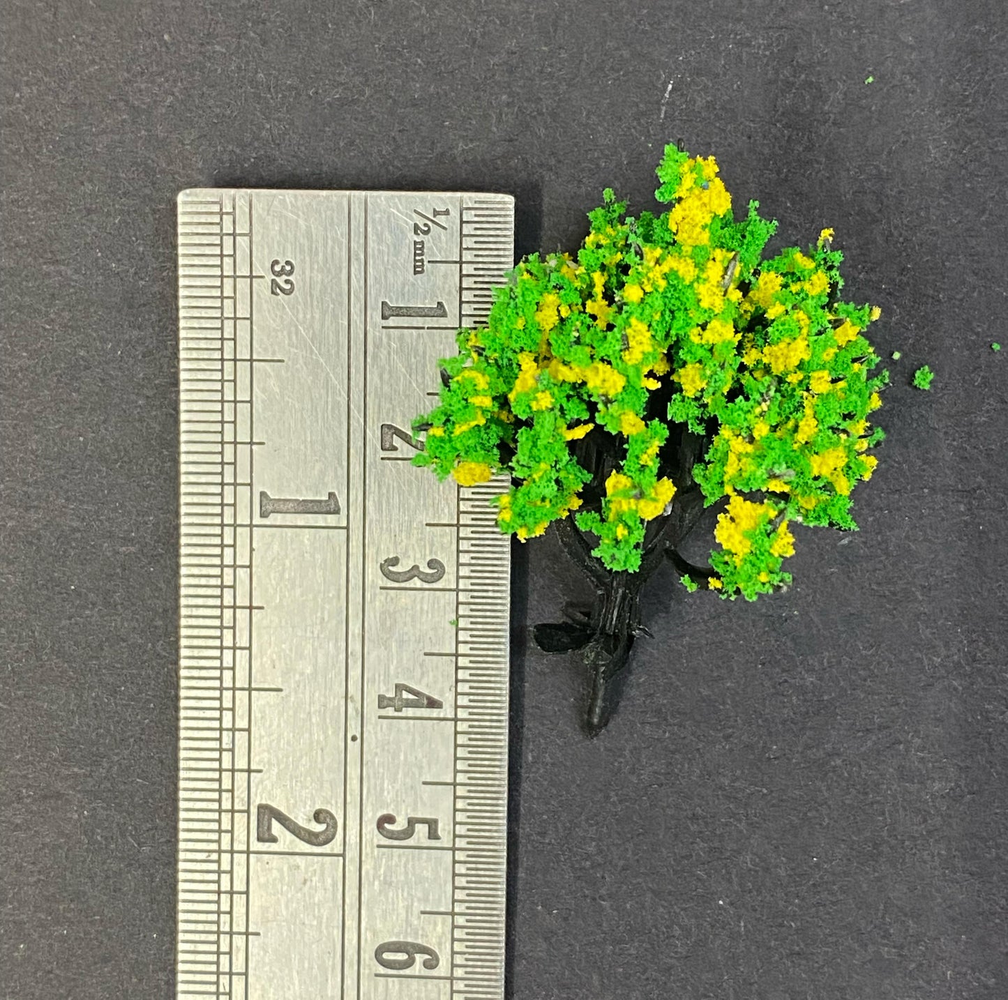 TREE Miniature- 4 pieces , Design – 713