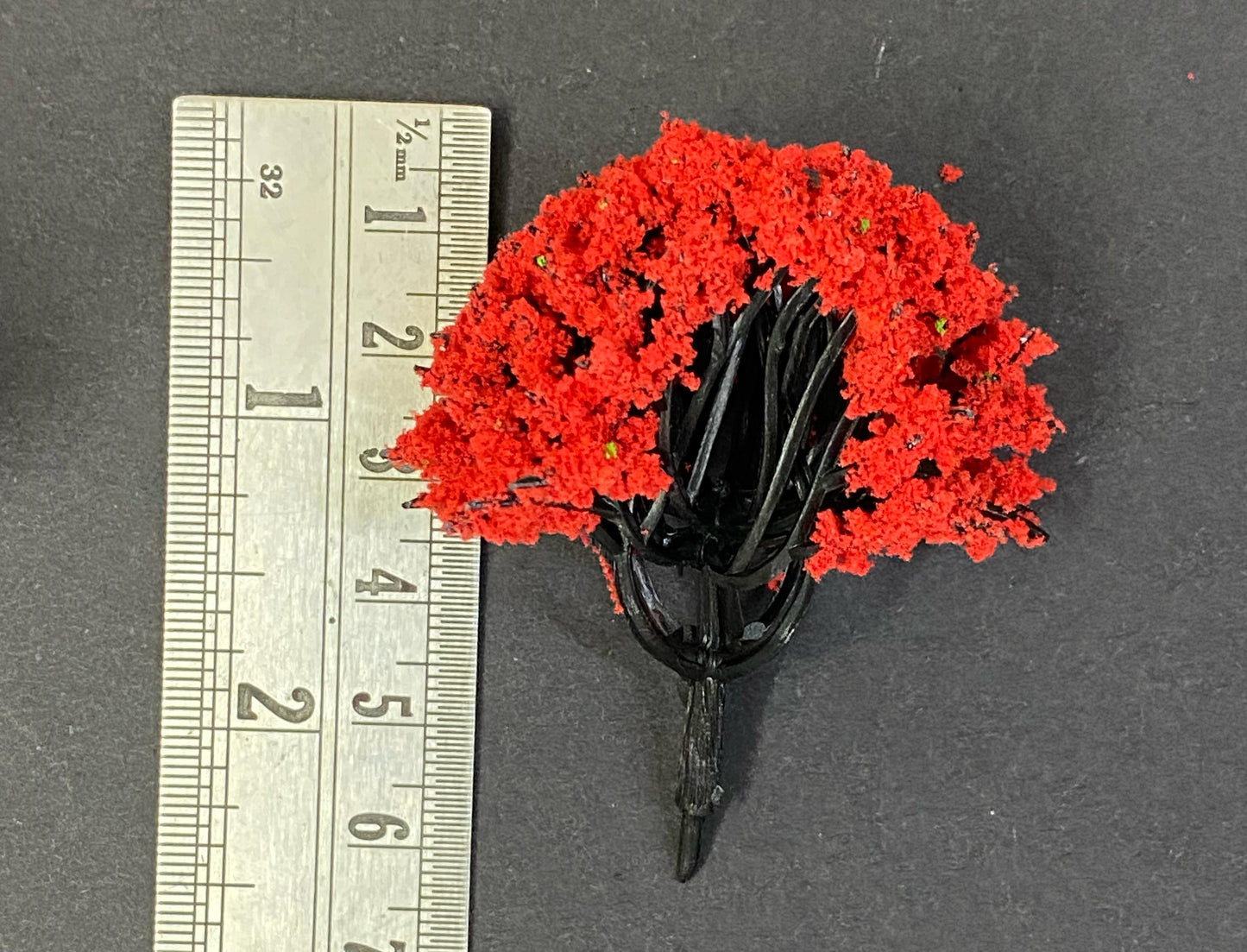 TREE Miniature- 2 pieces , Design – 720