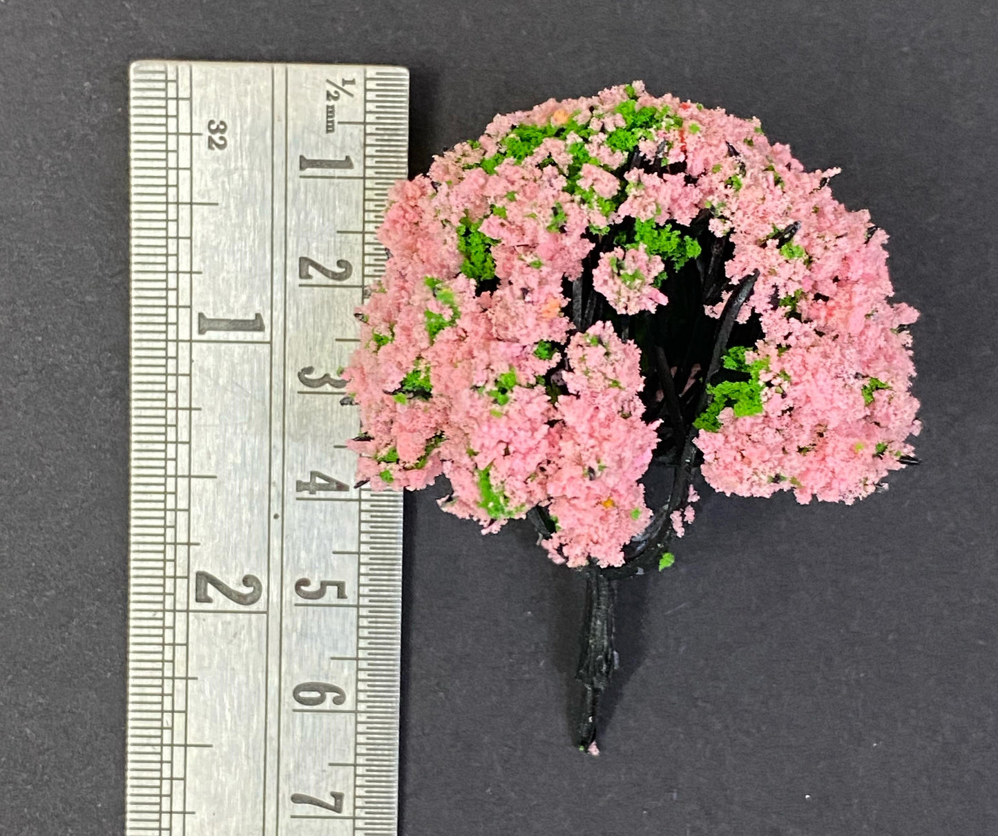 TREE Miniature- 2 pieces , Design – 724