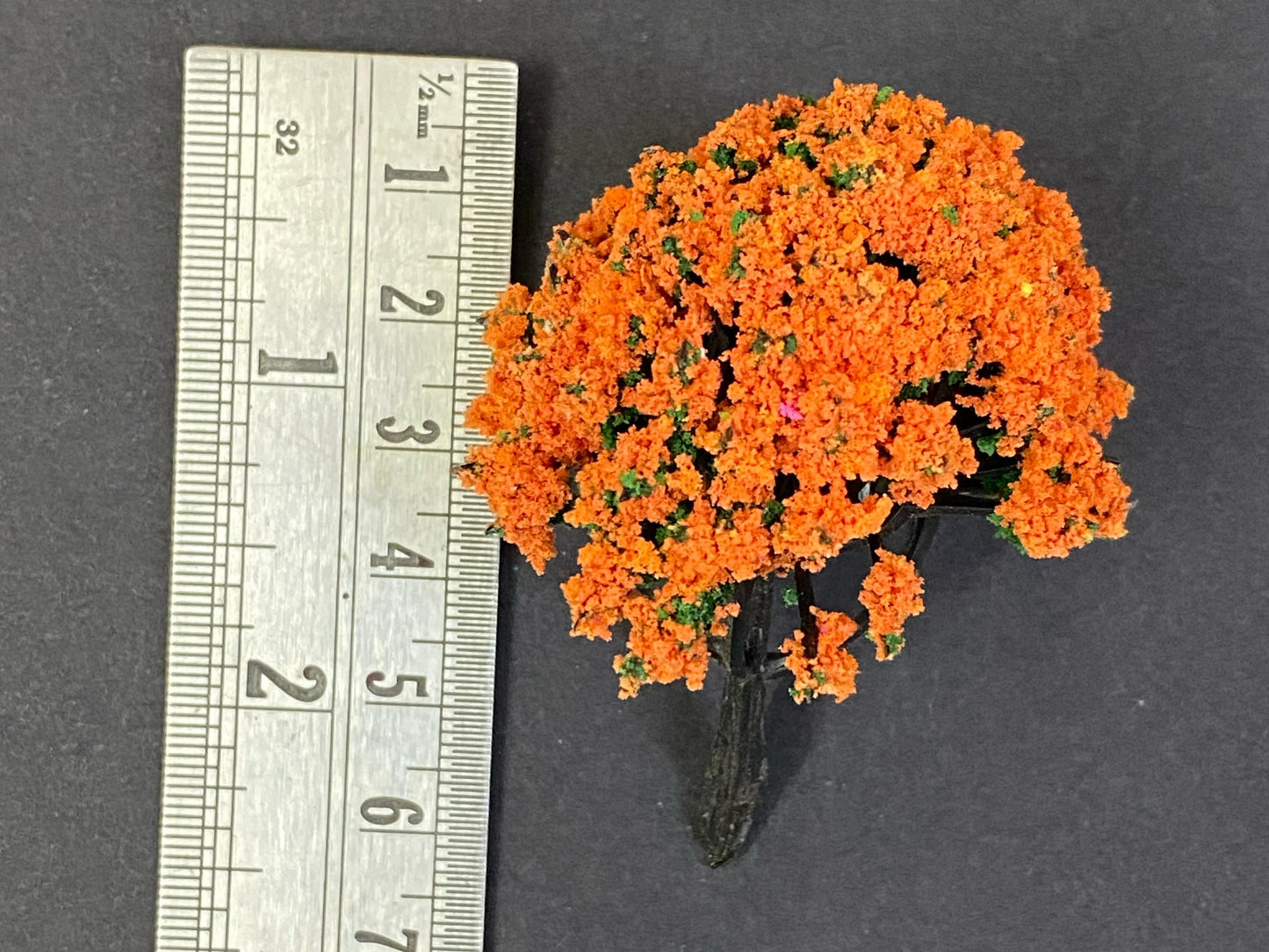 TREE Miniature- 2 pieces , Design – 725