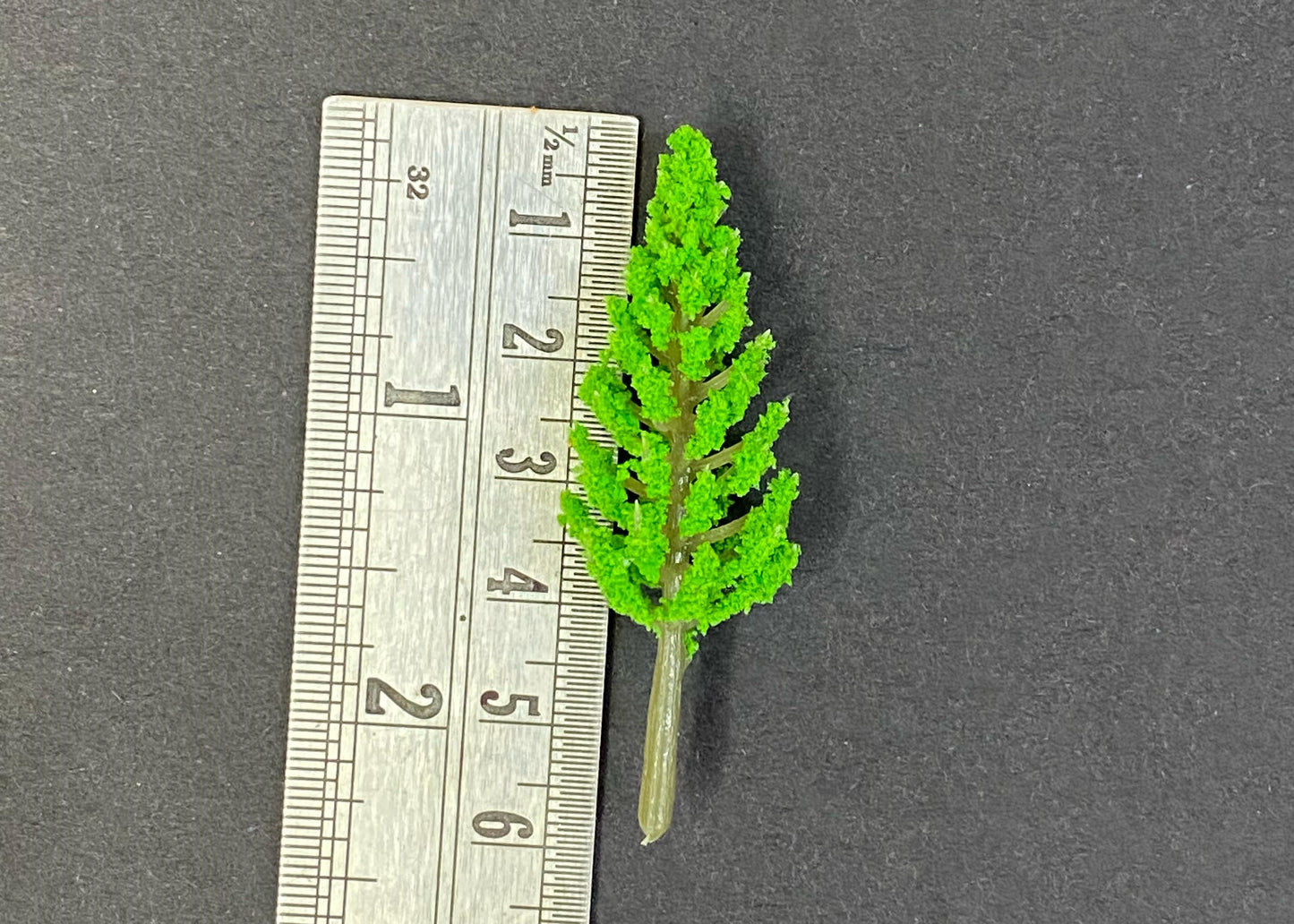 TREE Miniature- 4 pieces , Design – 731