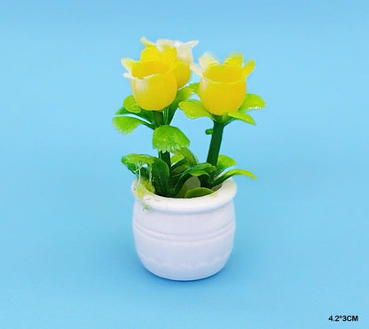 Vase / Pot / Plant- Miniature- 4 pieces , Design – 736