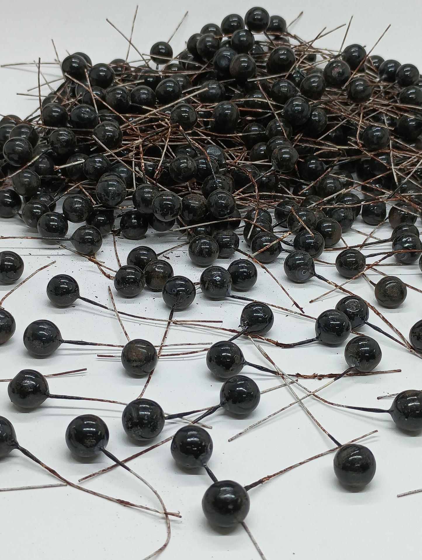 Faux Ball / Cherry , Design - 3